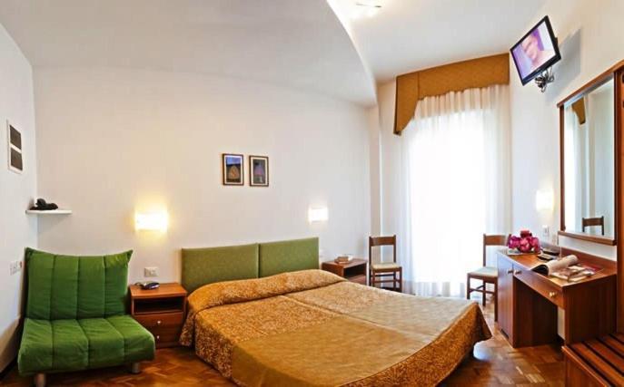 Hotel Gimm Bibione Exterior photo
