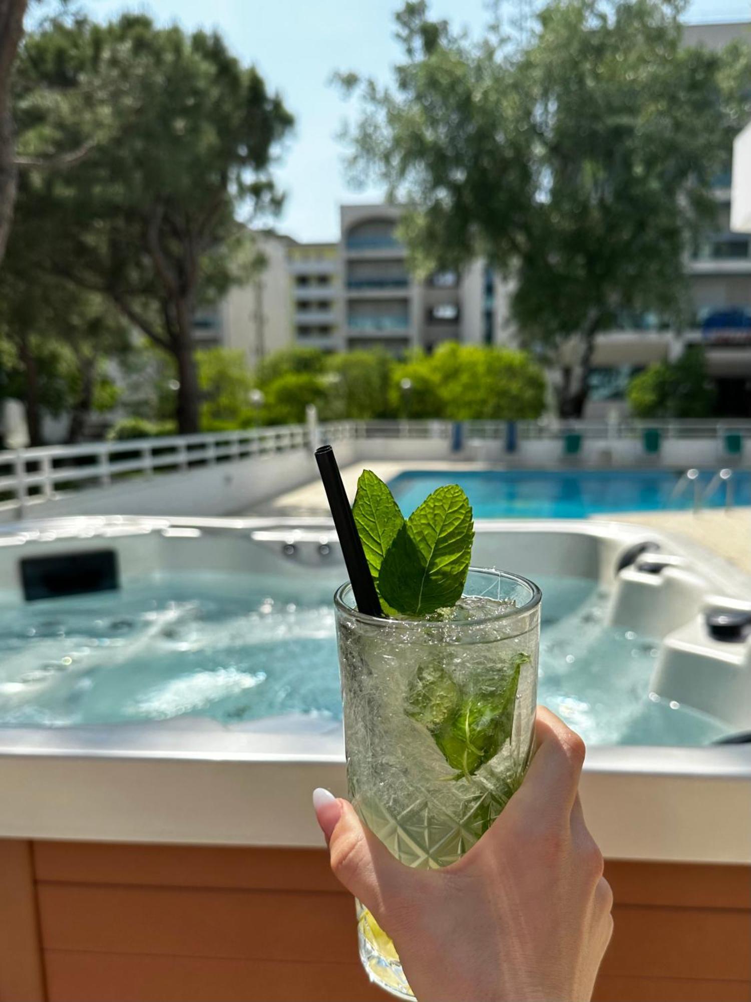 Hotel Gimm Bibione Exterior photo