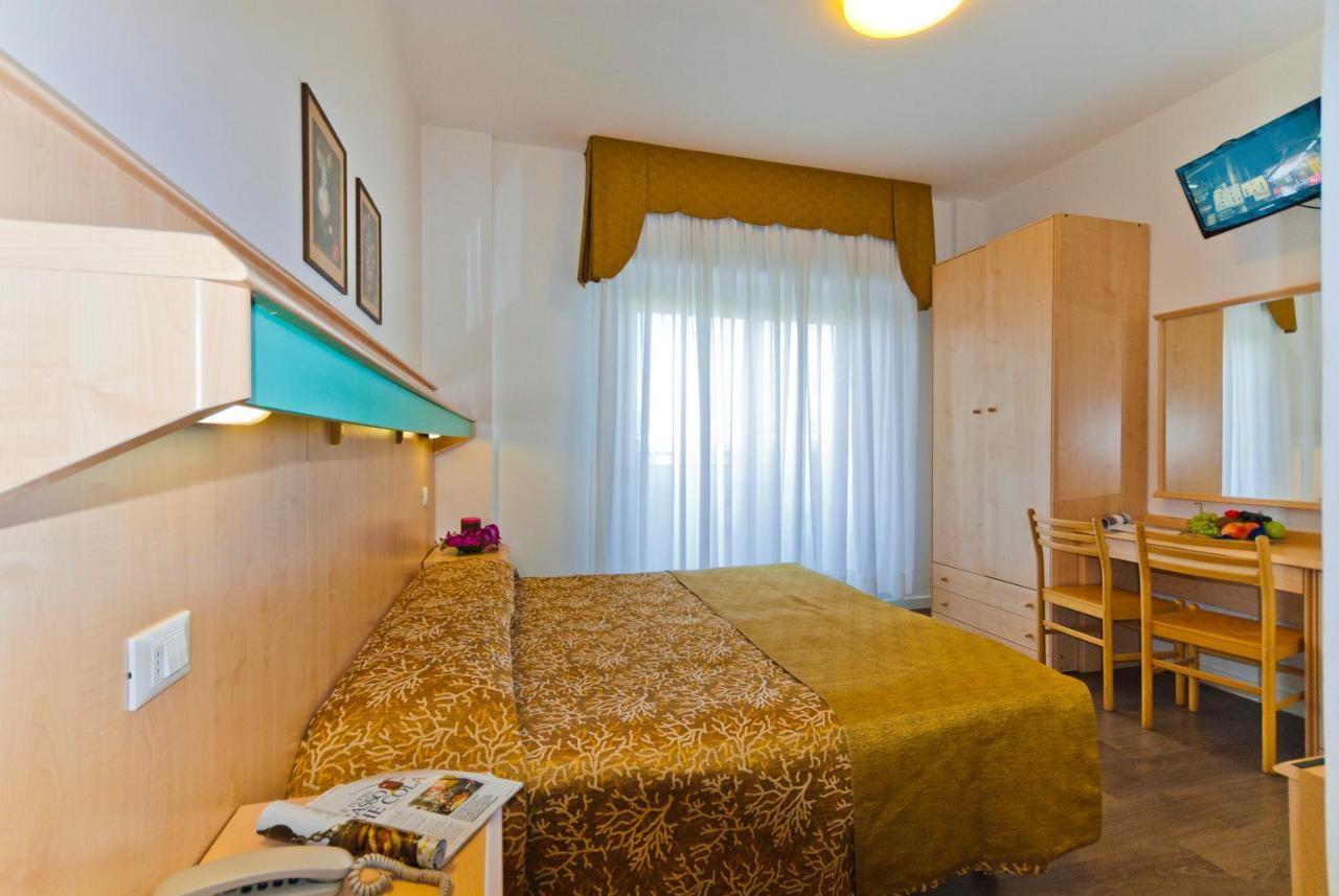 Hotel Gimm Bibione Room photo